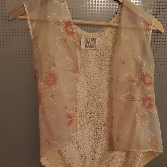 Vest - Picture 1 of 2